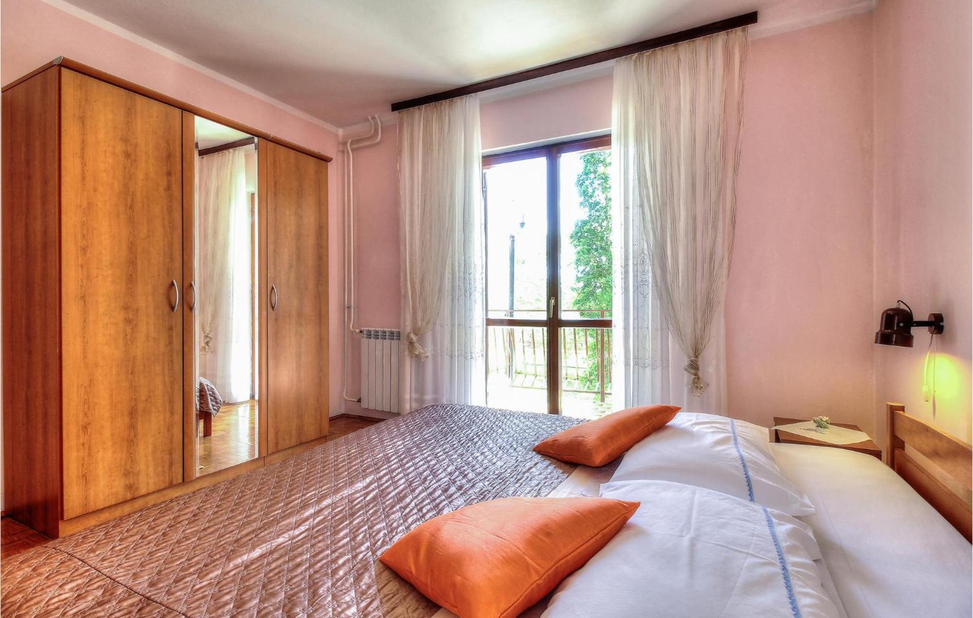 Amazing Apartment In Porec With Wifi Экстерьер фото